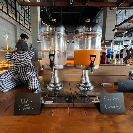 Macchiato Resort Savannakhet Opposite Thai Embassy エクステリア 写真