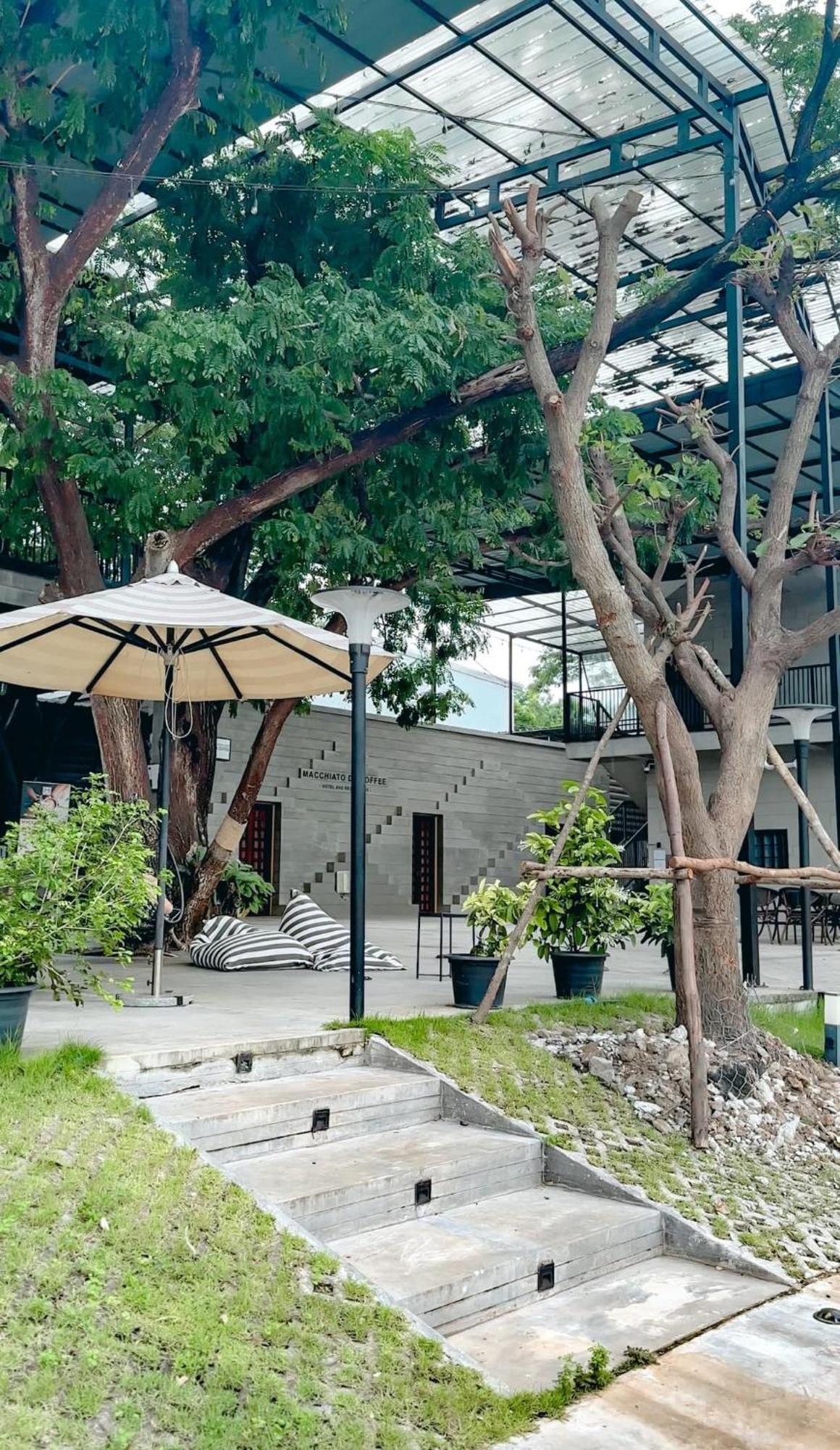 Macchiato Resort Savannakhet Opposite Thai Embassy エクステリア 写真