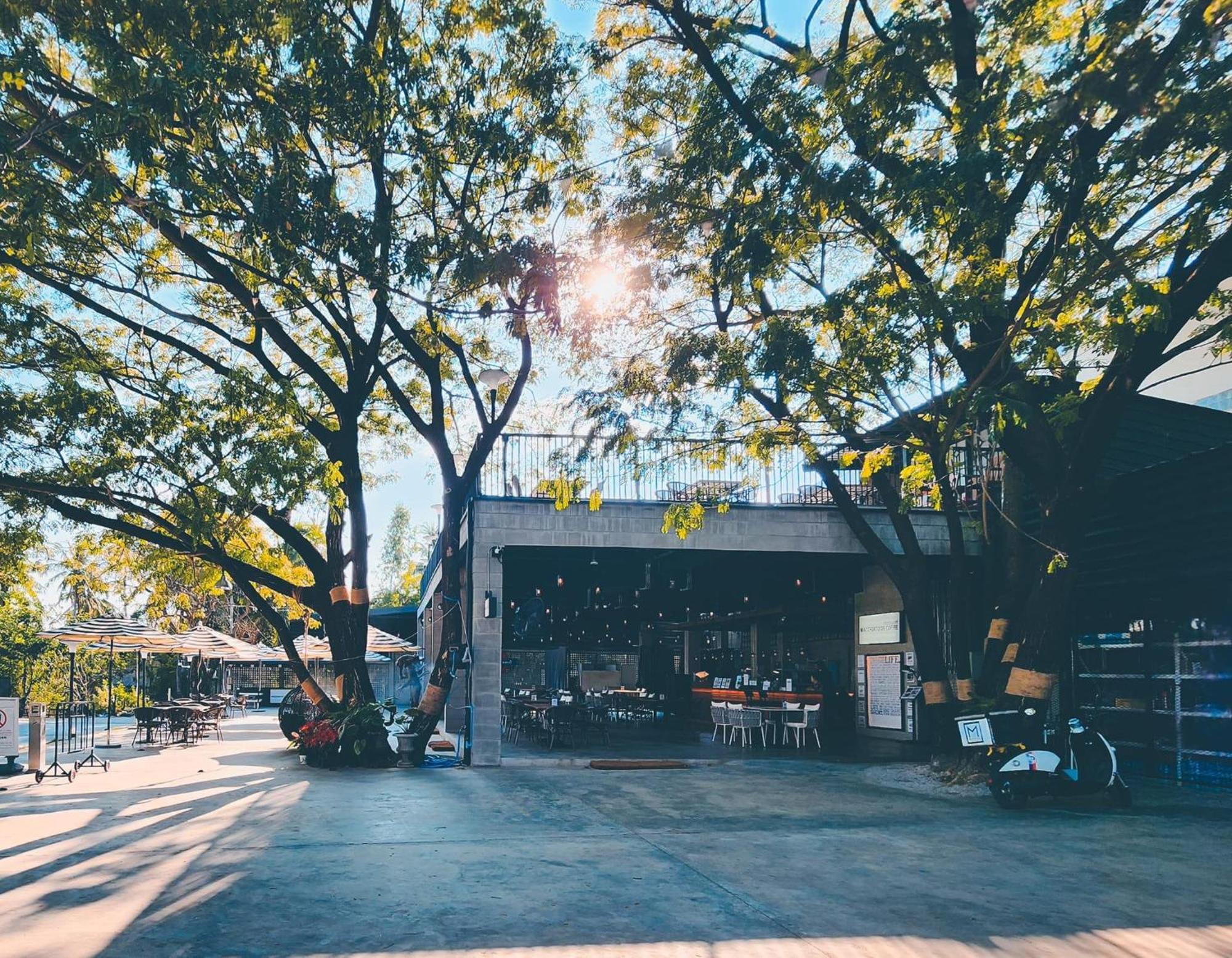 Macchiato Resort Savannakhet Opposite Thai Embassy エクステリア 写真